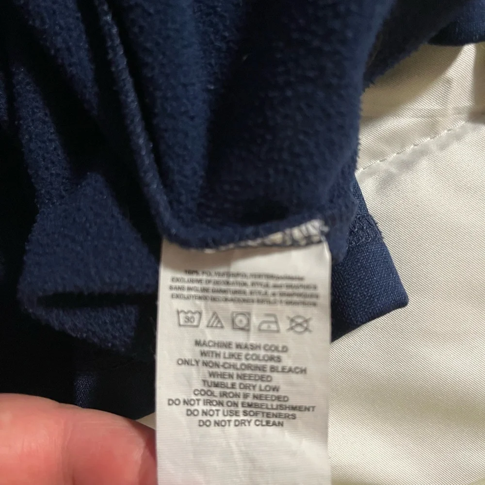 Patriots Men’s Pullover Size Large